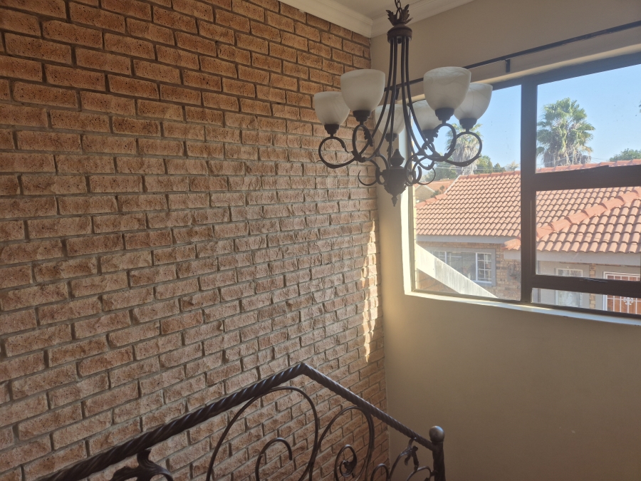2 Bedroom Property for Sale in Flamwood North West